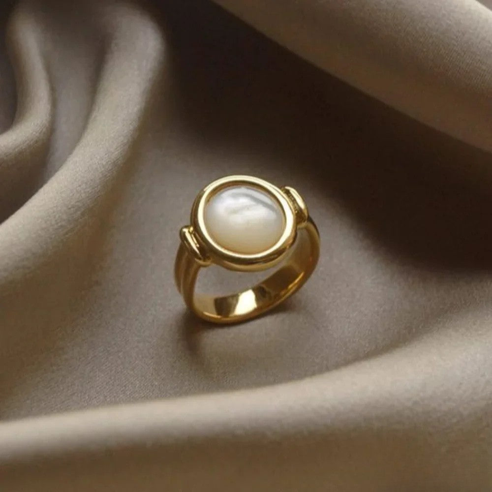 Elegantni biserni prstan