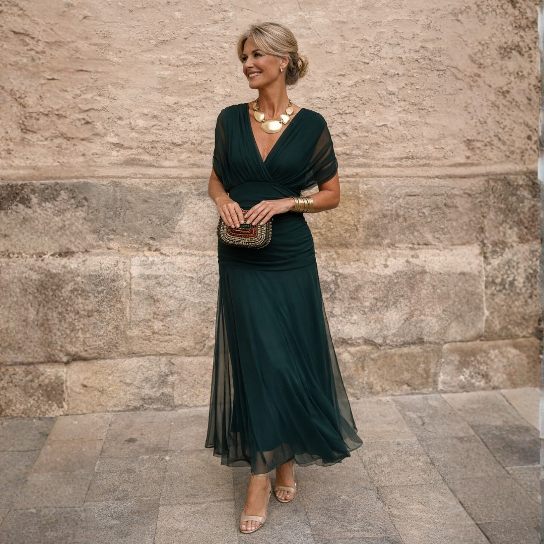 Mikaela | Maxi obleka z off-shoulder krojem, ki poudari trebuh