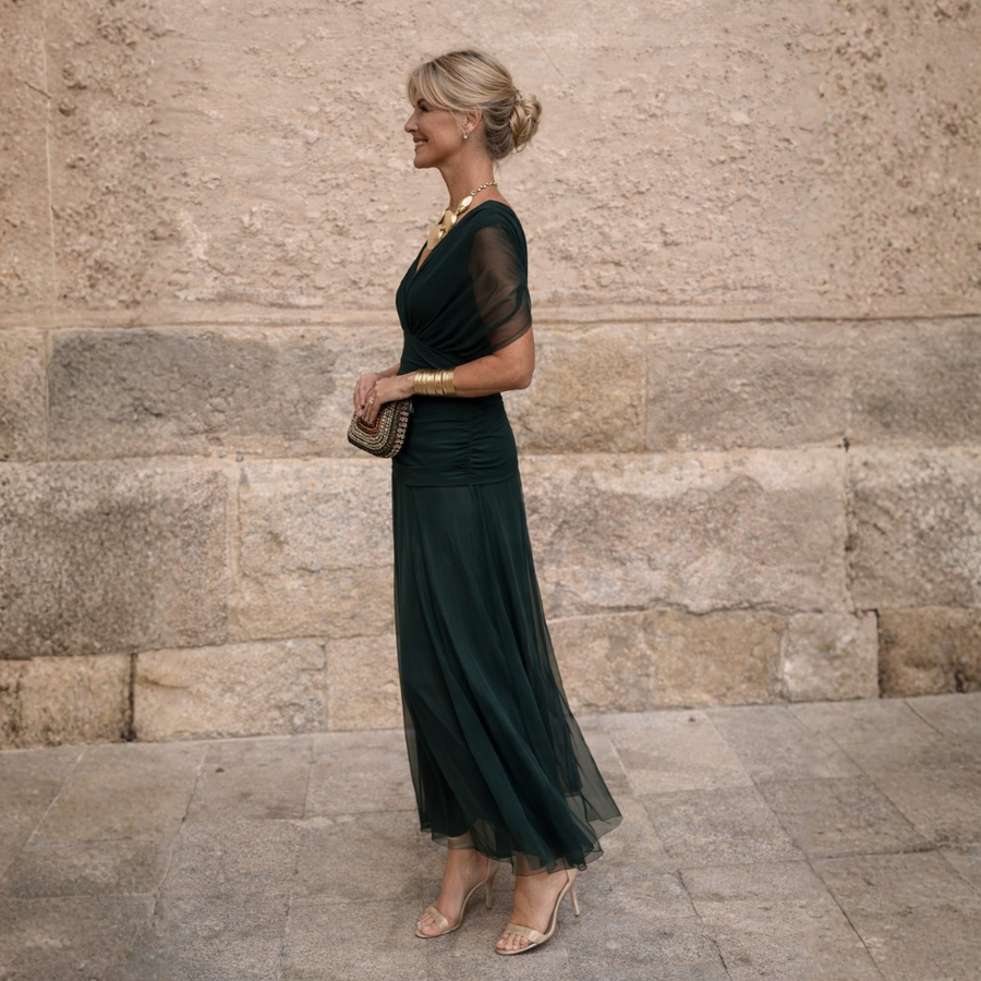 Mikaela | Maxi obleka z off-shoulder krojem, ki poudari trebuh