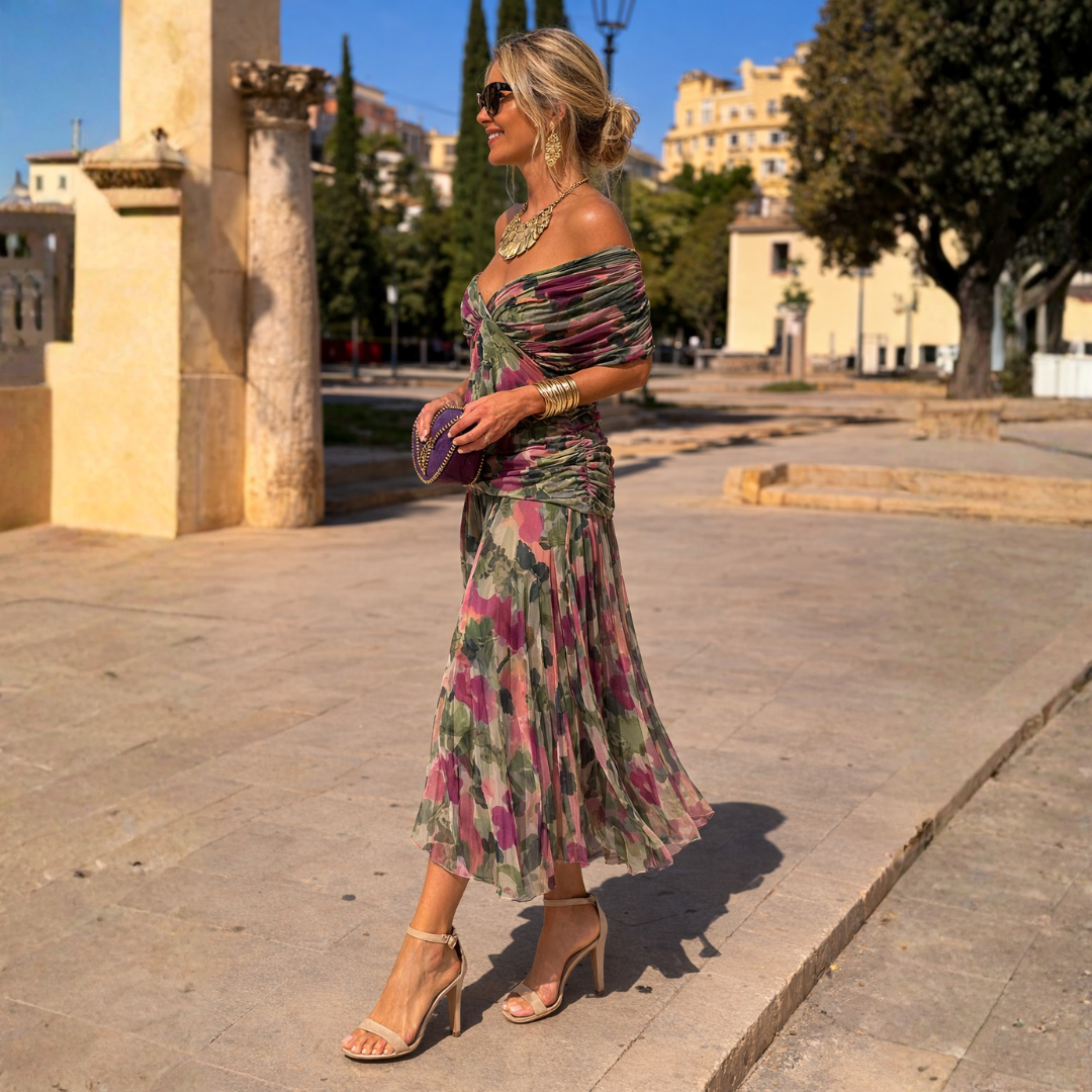 Mikaela | Maxi obleka z off-shoulder krojem, ki poudari trebuh
